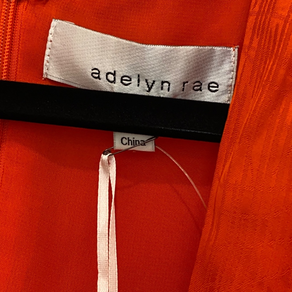 Adelyn Rae Mini - NWT - XS - Picture 3 of 3